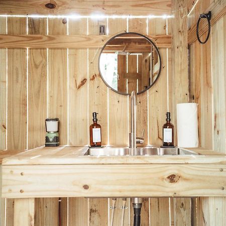 Blue Brambler Glamping A-Frame Apartment Rockbridge Exterior foto