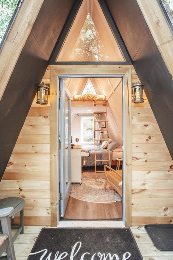 Blue Brambler Glamping A-Frame Apartment Rockbridge Exterior foto