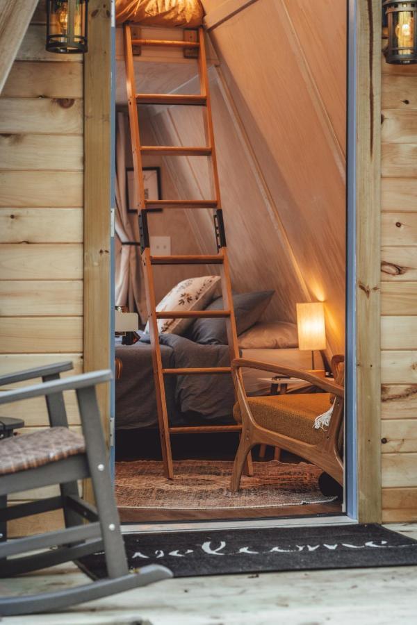 Blue Brambler Glamping A-Frame Apartment Rockbridge Exterior foto