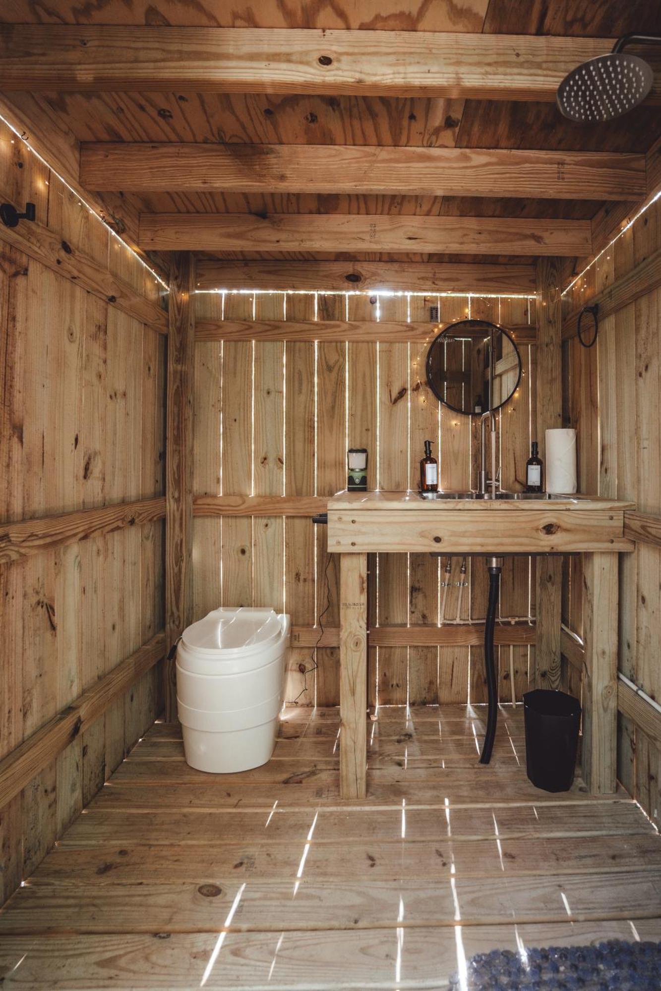 Blue Brambler Glamping A-Frame Apartment Rockbridge Exterior foto