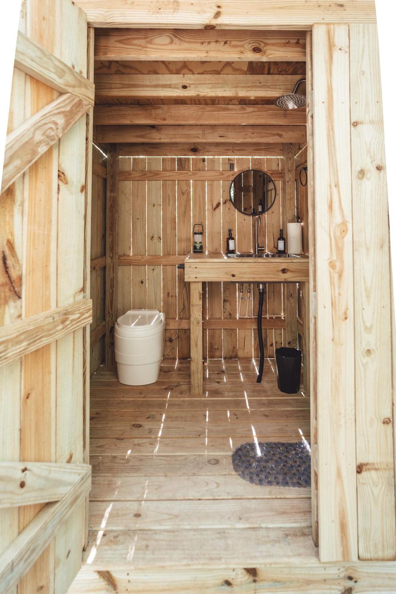 Blue Brambler Glamping A-Frame Apartment Rockbridge Exterior foto